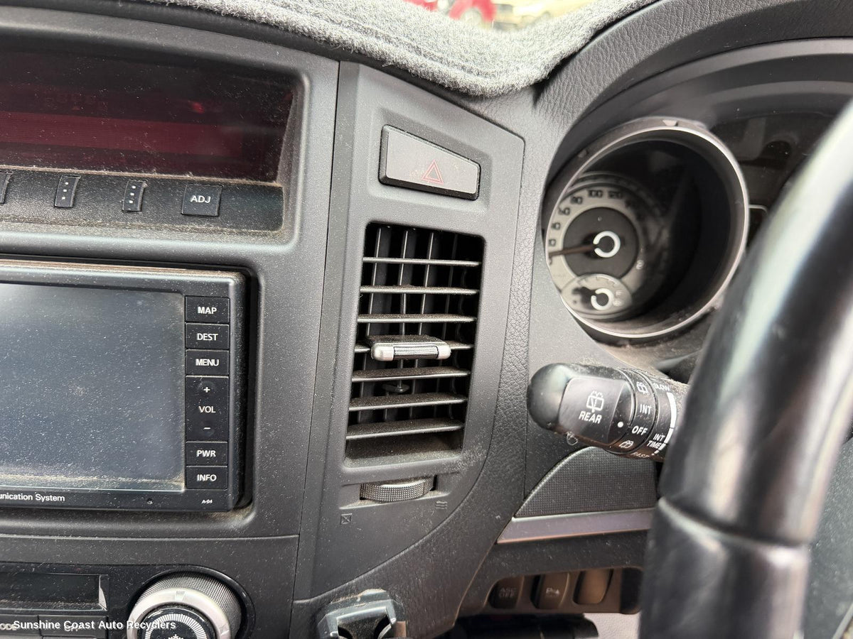 2006-2014 Mitsubishi Pajero Misc