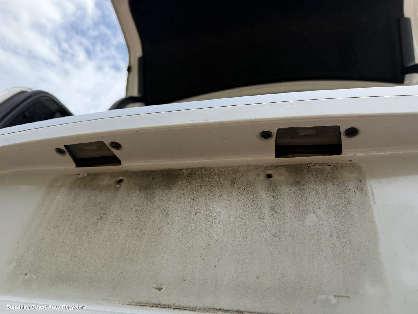 2012 Chrysler 300c Number Plate Lamp