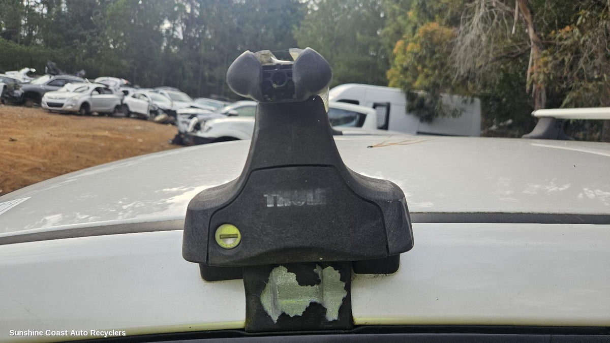 2009-2014 Subaru Liberty Roof Rack Bars
