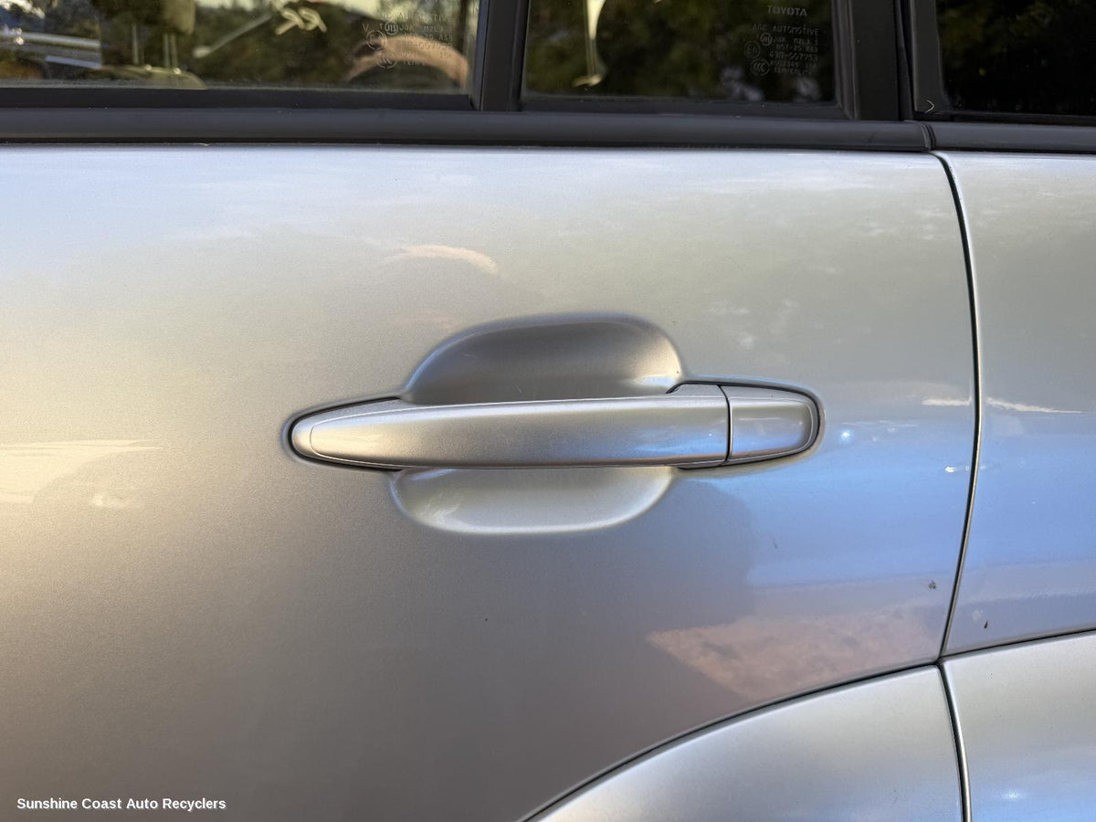 2003-2009 Toyota Prado Door Handle