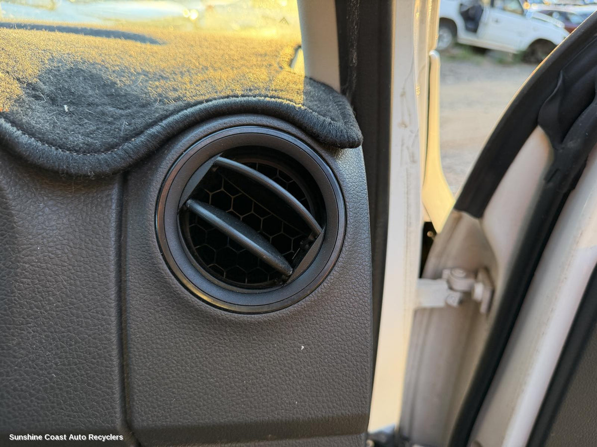 2011-2022 Volkswagen Amarok Misc