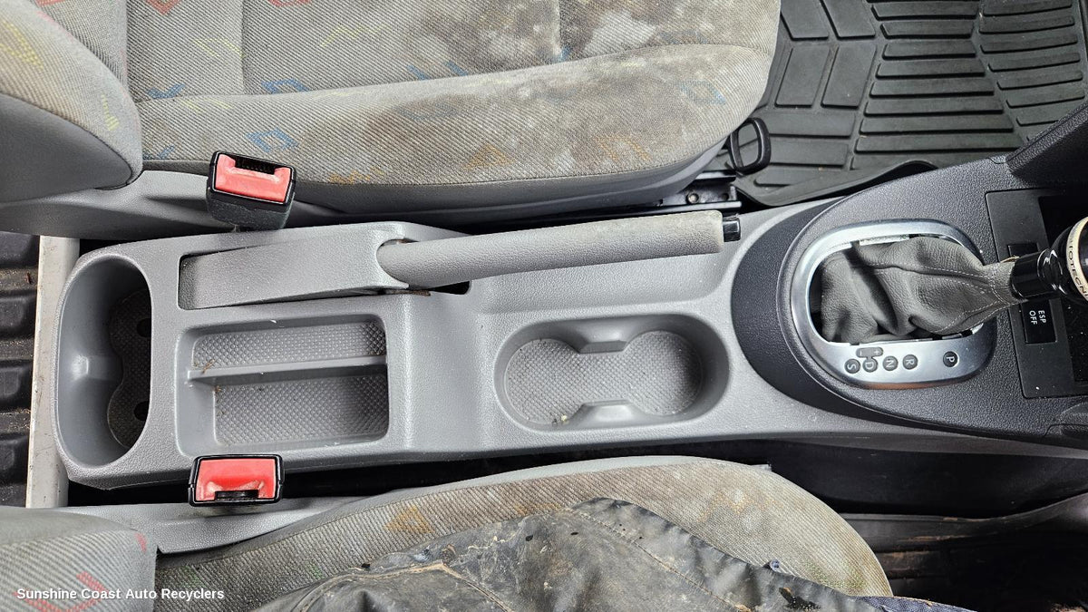 2004-2010 Volkswagen Caddy Gear Stick Shifter