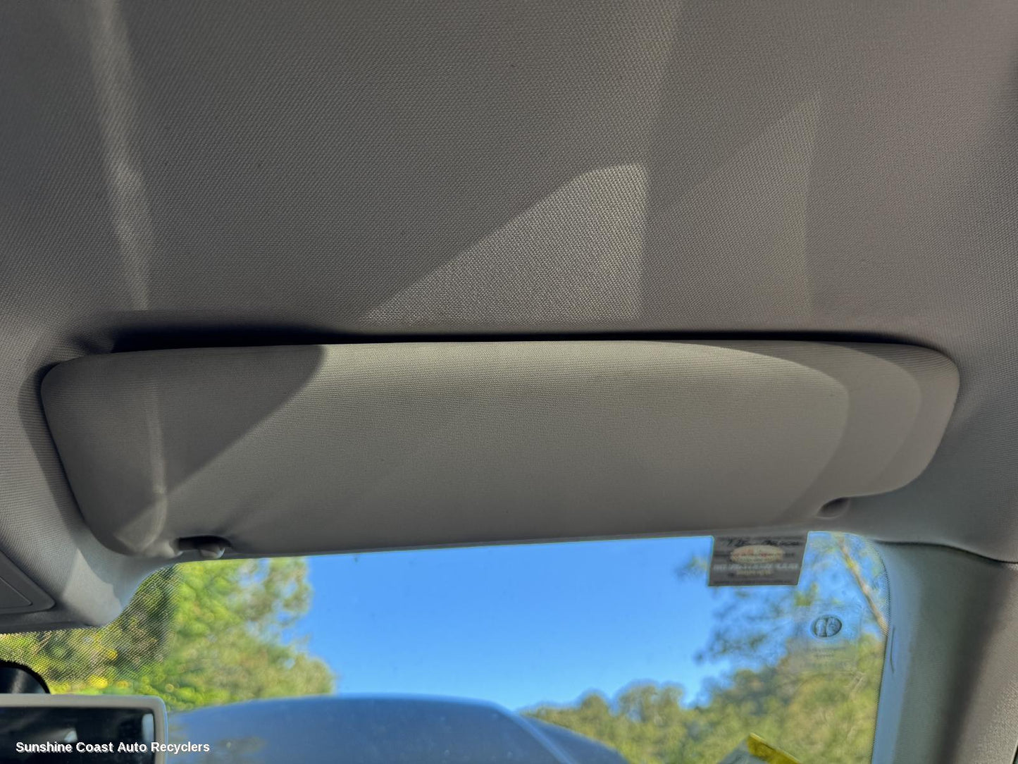 2010-2018 Volkswagen Touareg Sunvisor