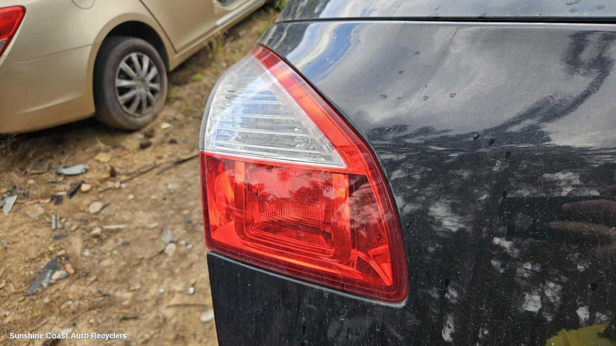 2010-2016 Renault Megane Rear Garnish