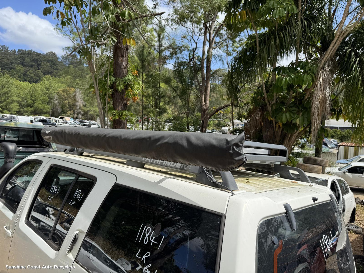 2010 Nissan Pathfinder Roof Rack Bars