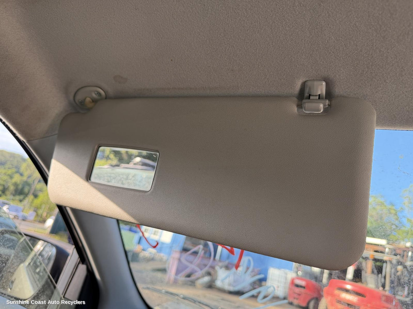 2005-2015 Toyota Hilux Sunvisor