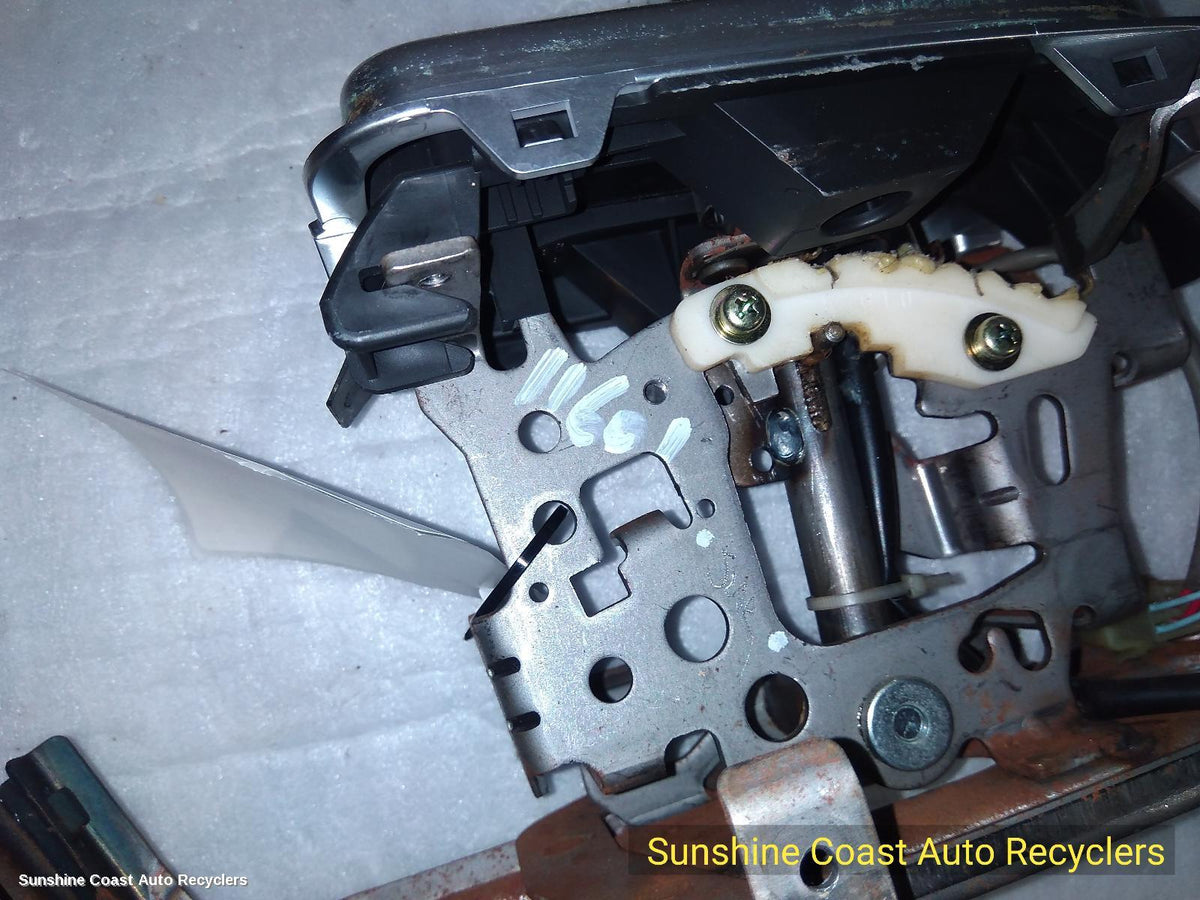 2001-2007 Suzuki Liana Gear Stick Shifter