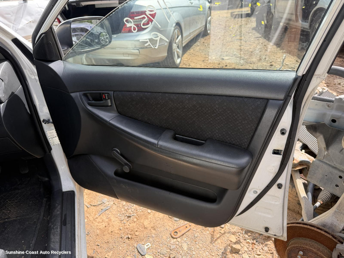 2001-2007 Toyota Corolla Door Boot Gate Lock