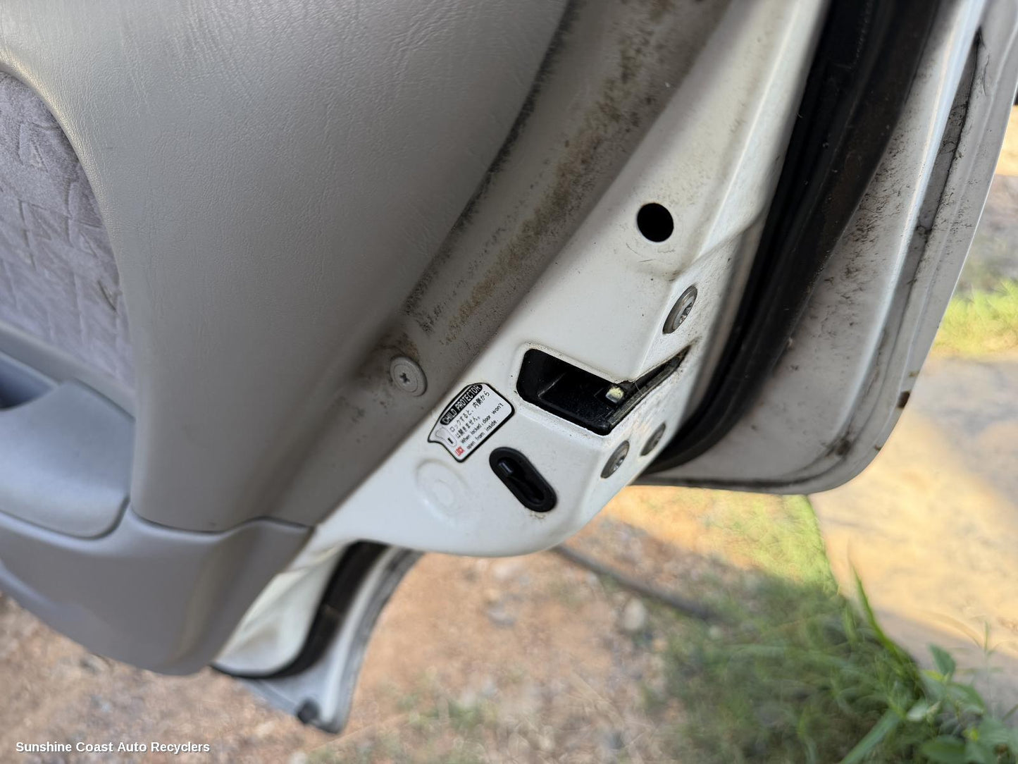 1998-2001 Toyota Corolla Door Boot Gate Lock