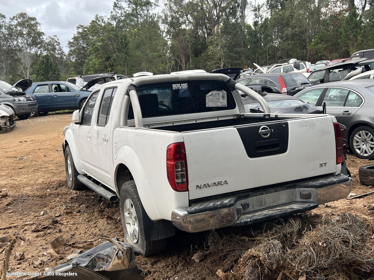 2005-2015 Nissan Navara Differential Centre