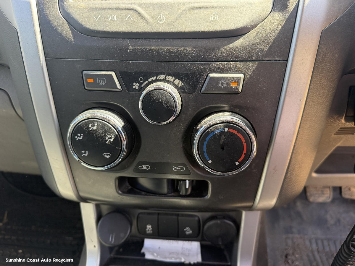 2012-2016 Holden Colorado Heater Ac Controls