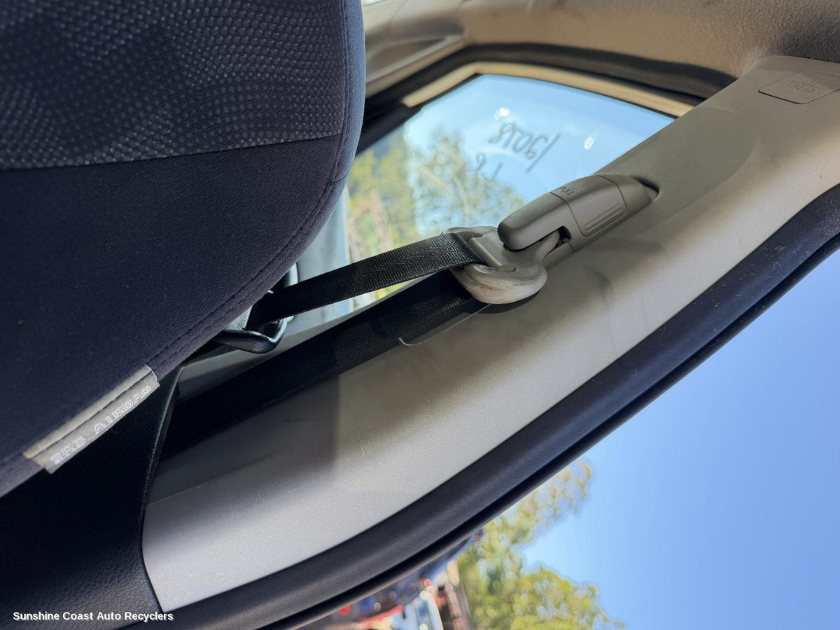 2012-2017 Nissan Pulsar Seatbelt Stalk