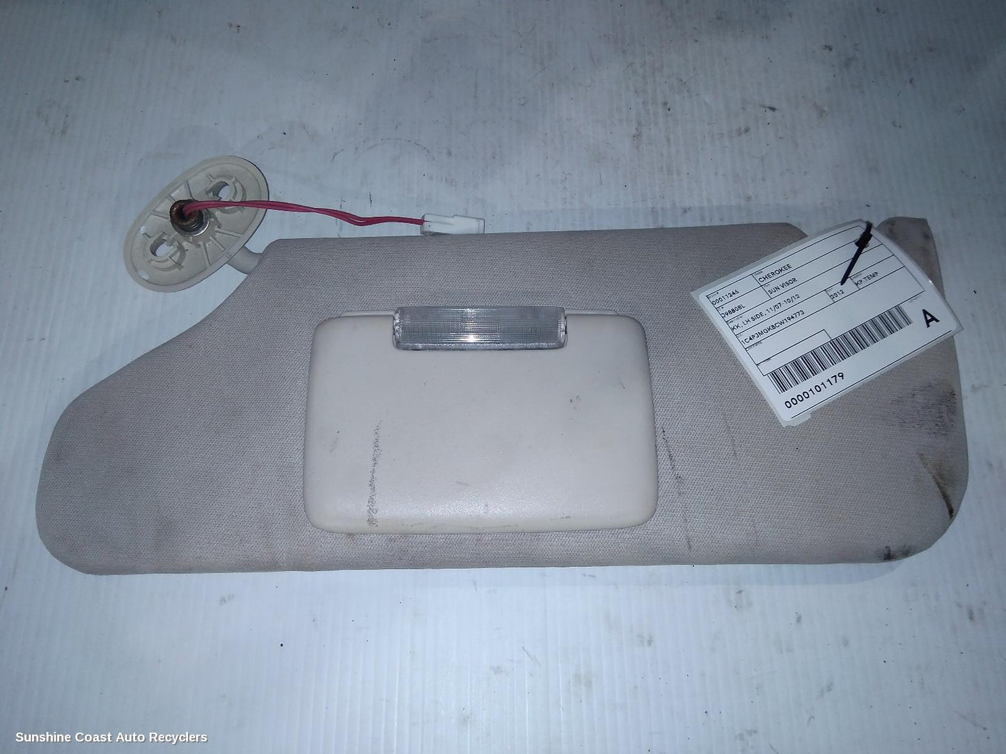 2012 Jeep Cherokee Sunvisor