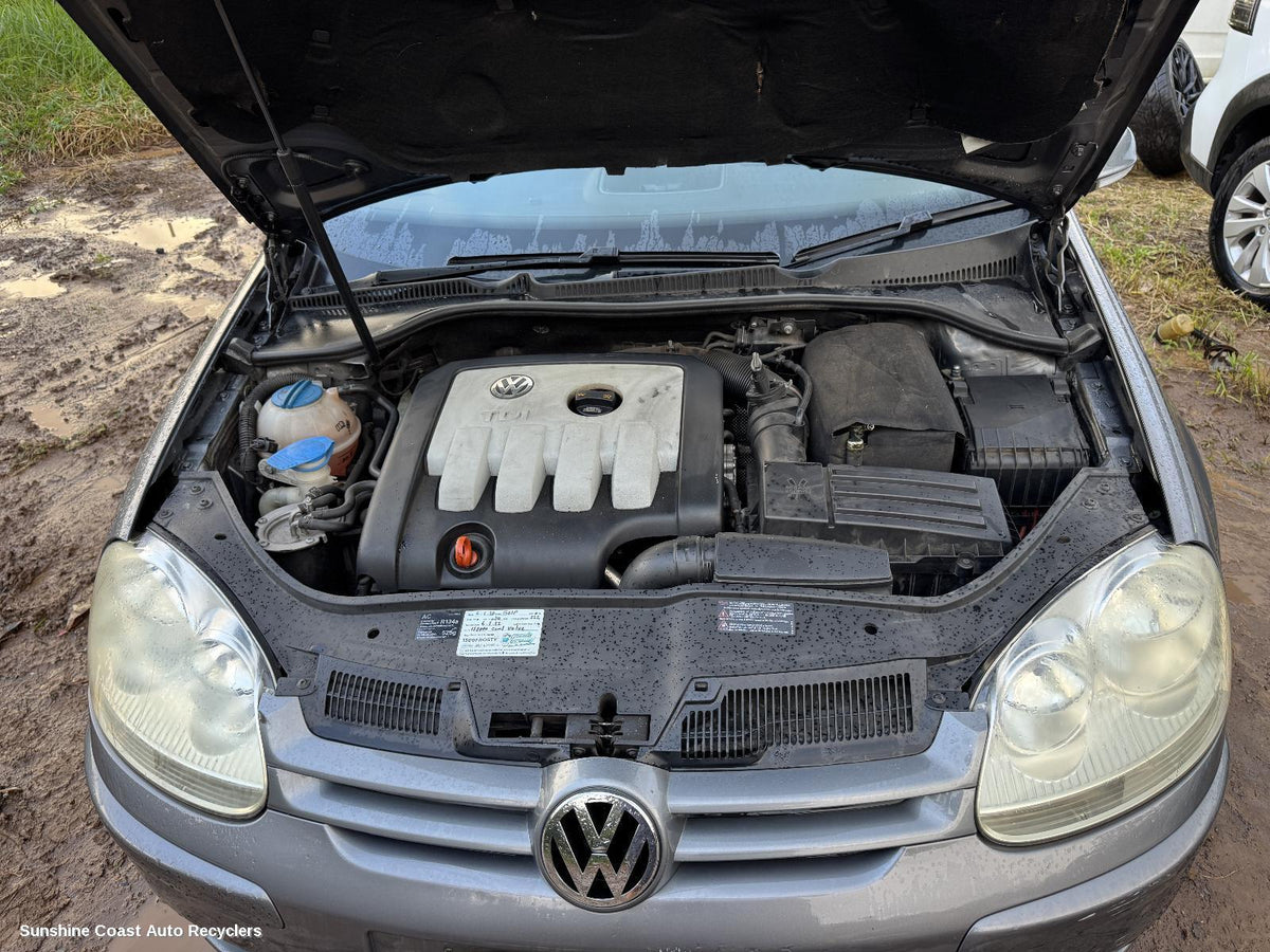 2004-2009 Volkswagen Golf Bonnet Lock Support