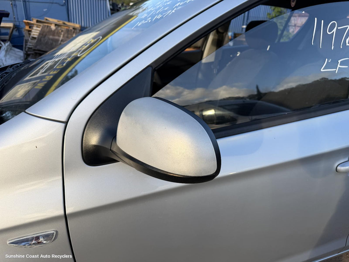 2010-2015 Hyundai I20 Left Door Mirror