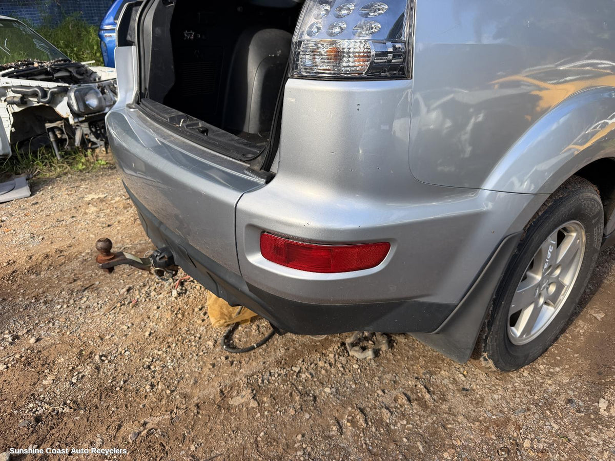 2009-2012 Mitsubishi Outlander Rear Bumper