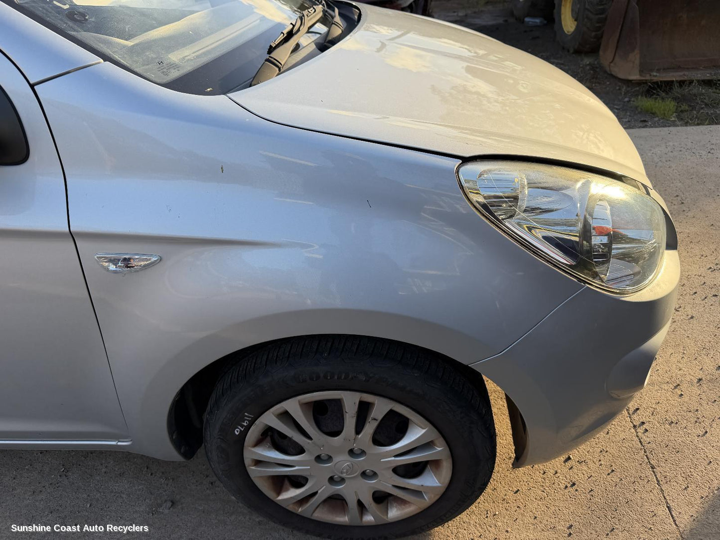 2010-2012 Hyundai I20 Right Guard