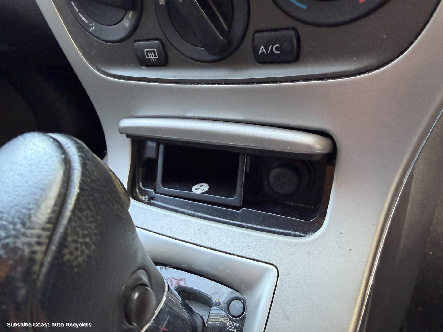 2013-2016 Nissan Pulsar Ashtray