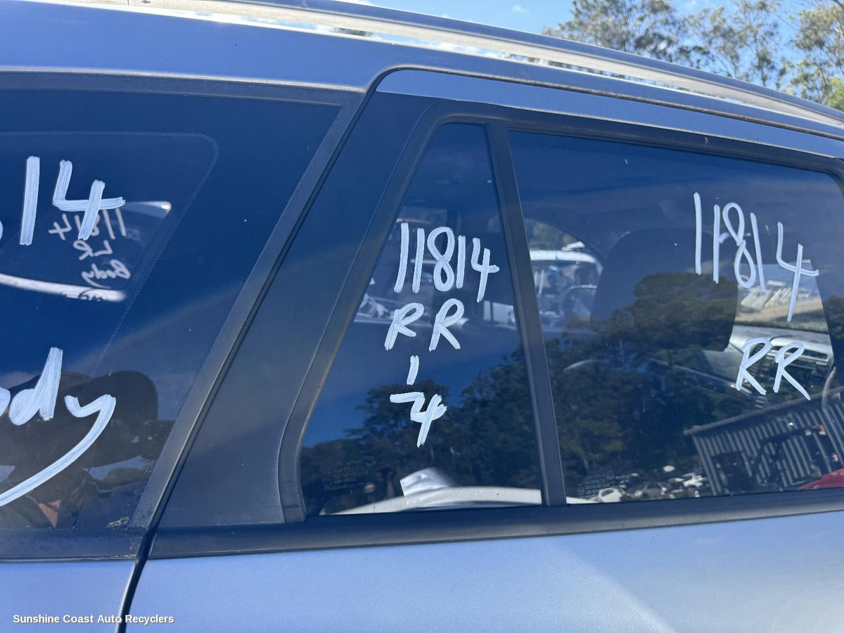 2006-2012 Hyundai Santa Fe Right Rear 1 4 Door Glass