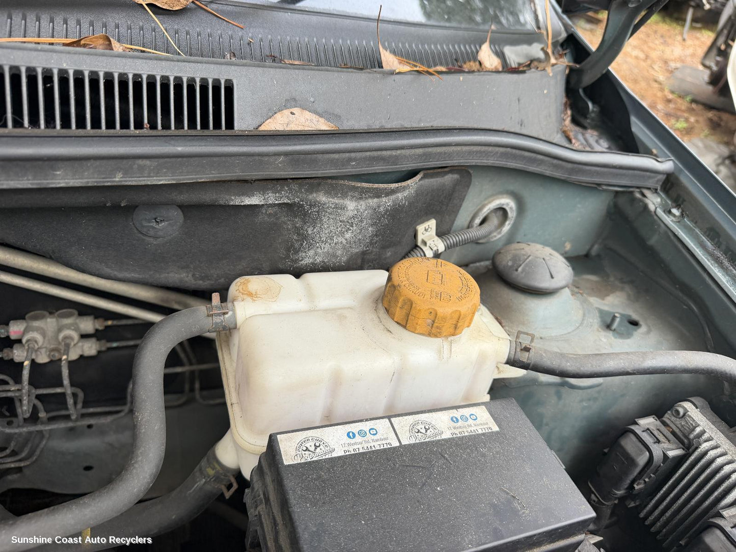 2005-2012 Holden Barina Overflow Bottle