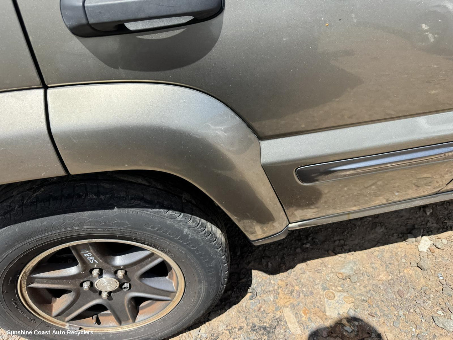 2004 Jeep Cherokee Wheel Arch Flare