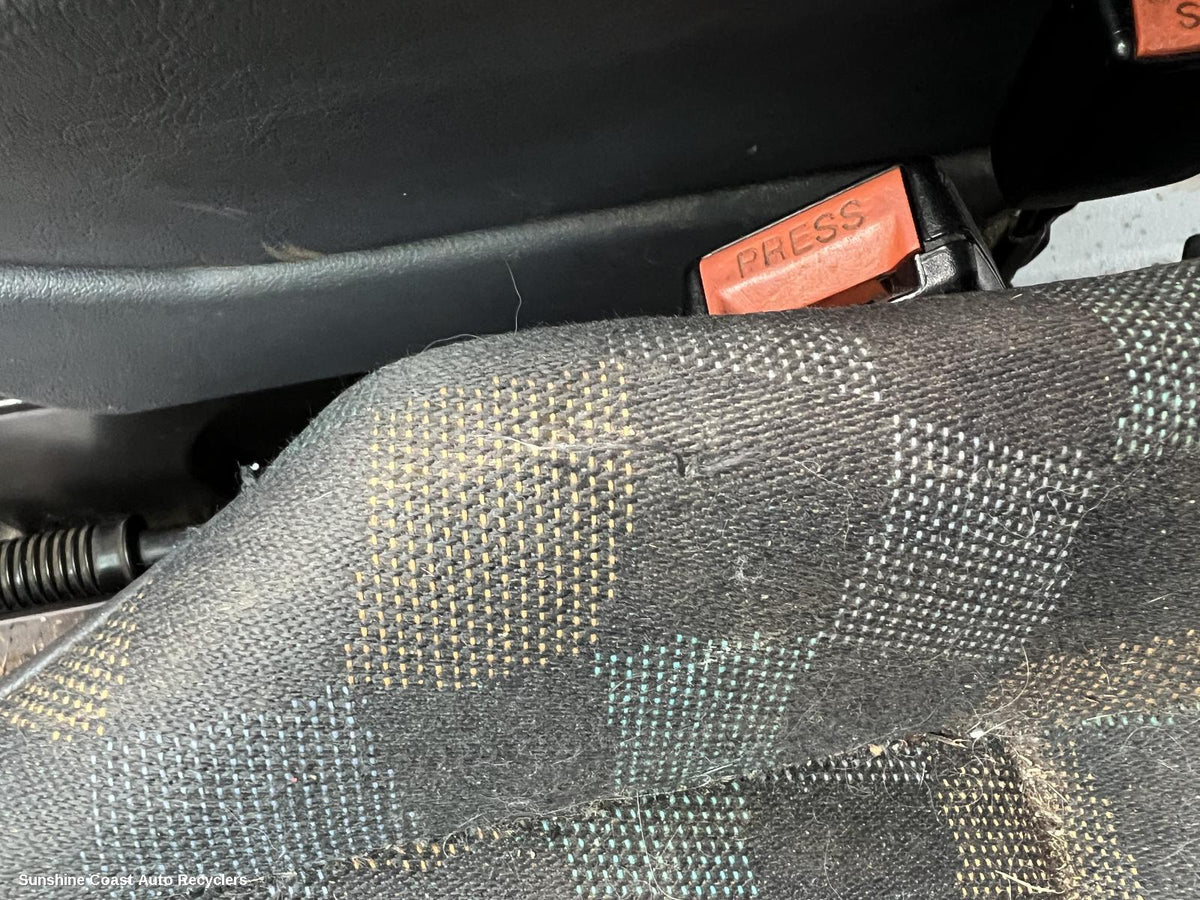 1998-2004 Mercedes Vito Seatbelt Stalk
