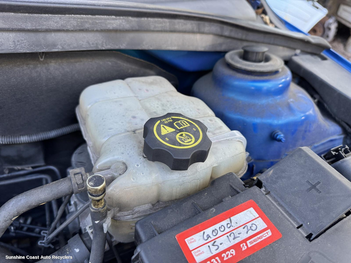 2011 Holden Cruze Overflow Bottle
