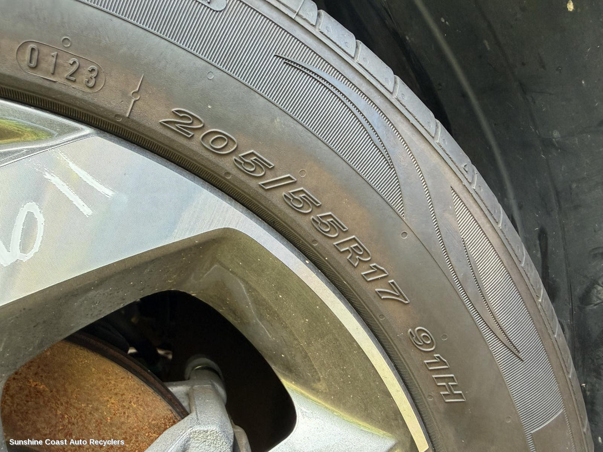2019-2026 Hyundai Venue Tyre