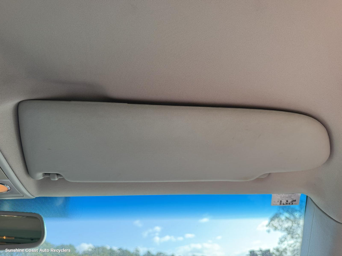 2004-2010 Volkswagen Transporter Sunvisor