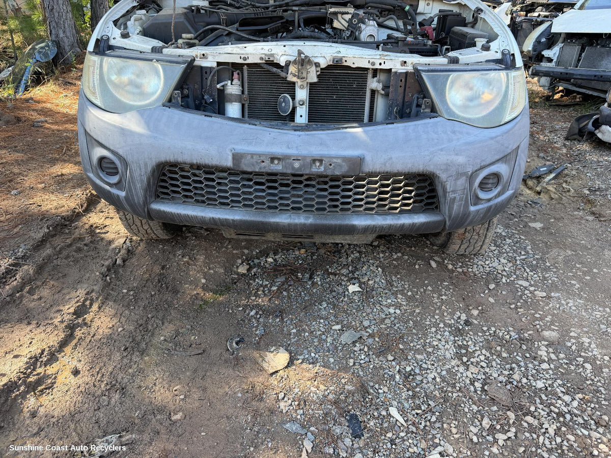 2009-2015 Mitsubishi Triton Front Bumper