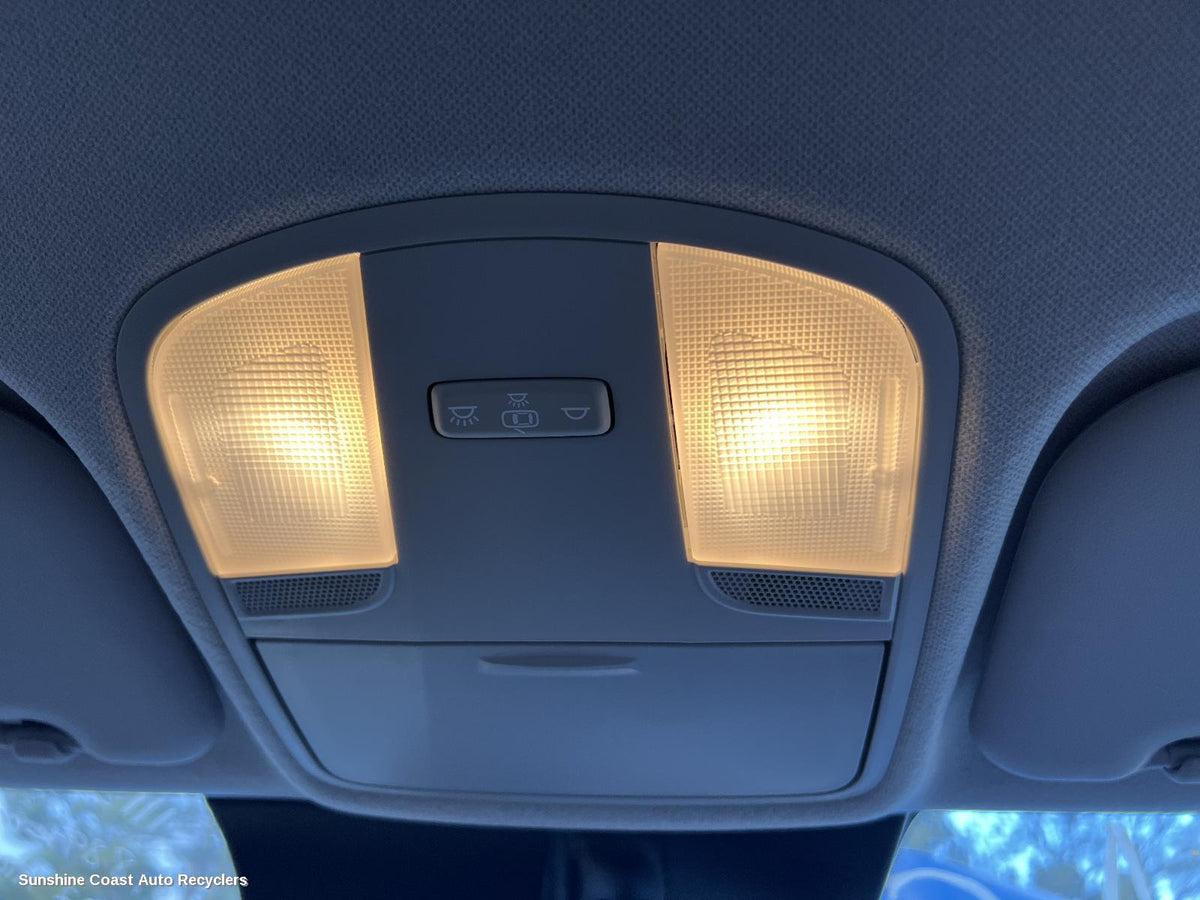 2020-2026 Kia Stonic Courtesy Light