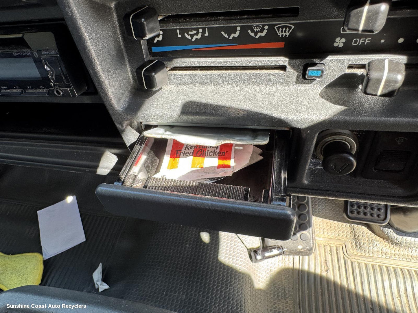 2007 Mitsubishi L300 Ashtray