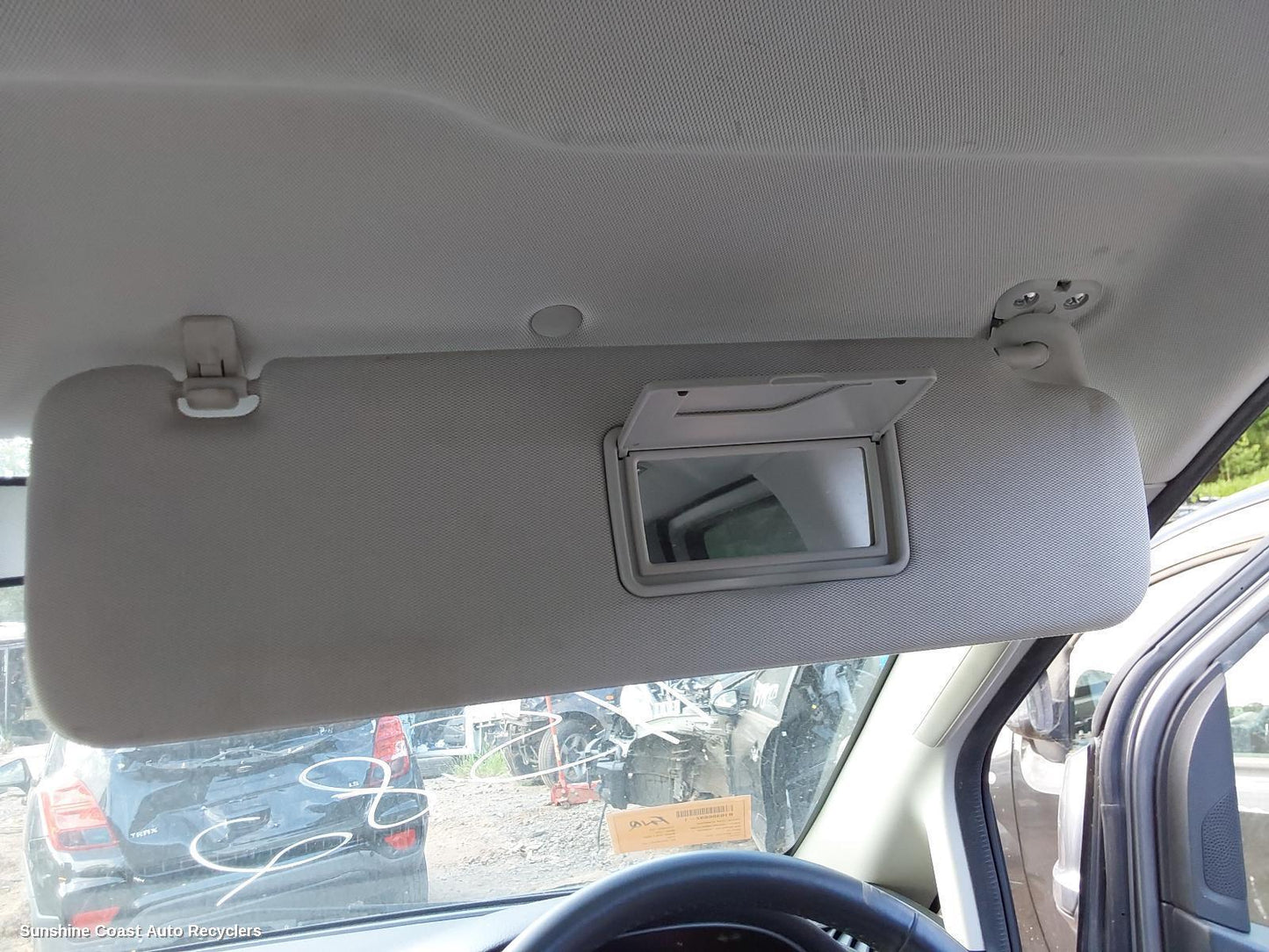 2021 Ldv G10 Sunvisor
