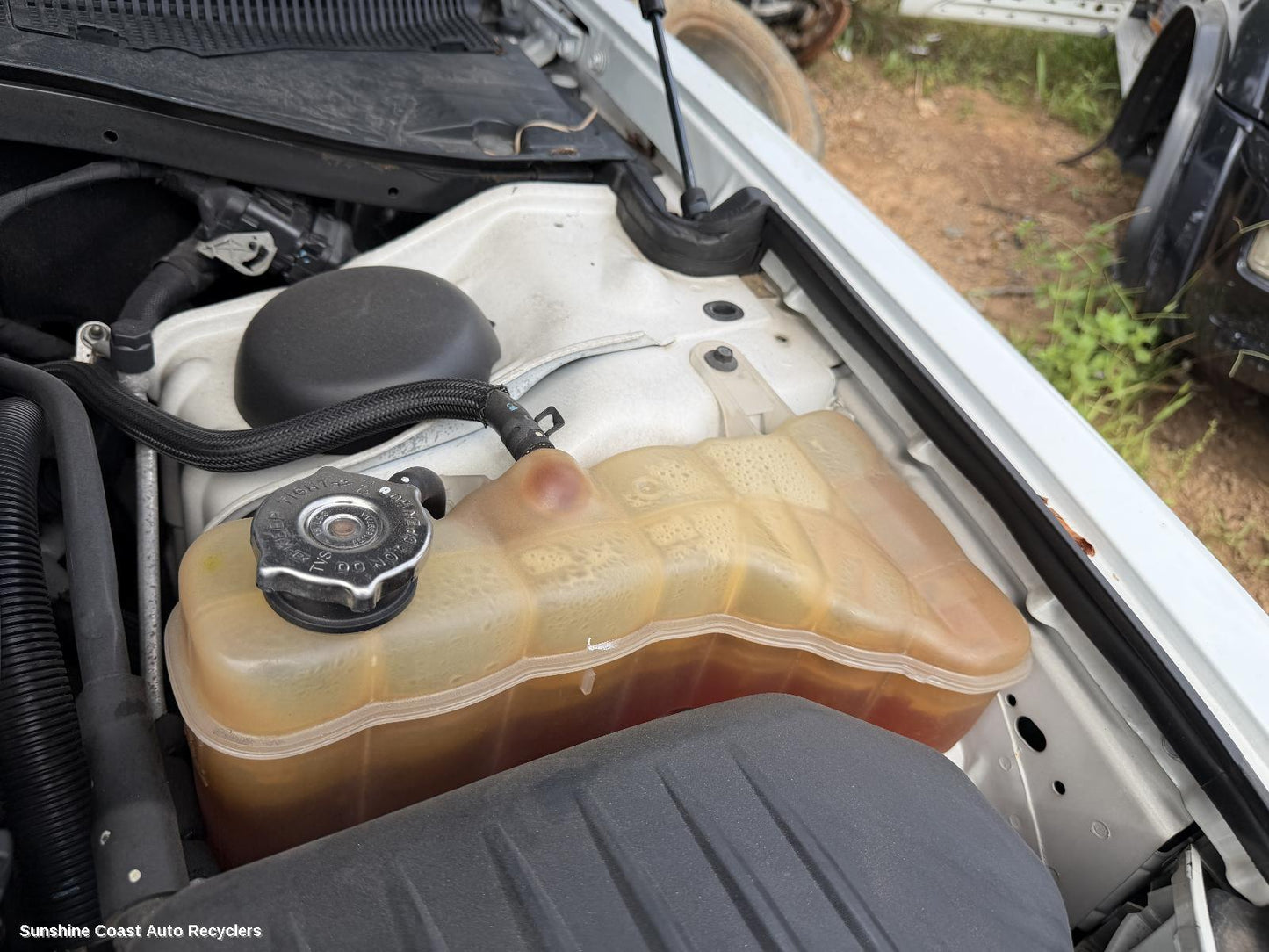 2012 Chrysler 300c Overflow Bottle