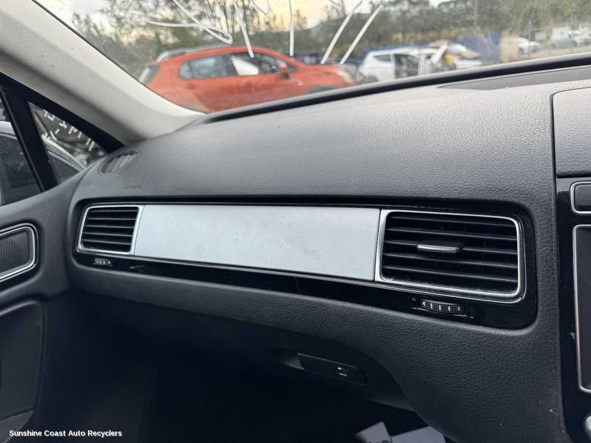 2010-2018 Volkswagen Touareg Misc