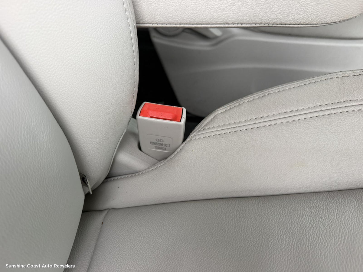 2015-2022 Ldv G10 Seatbelt Stalk