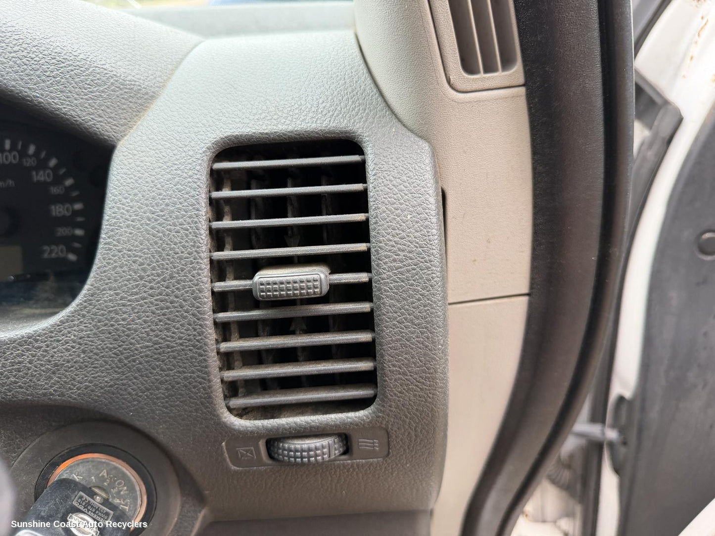 2011 Nissan Navara Misc