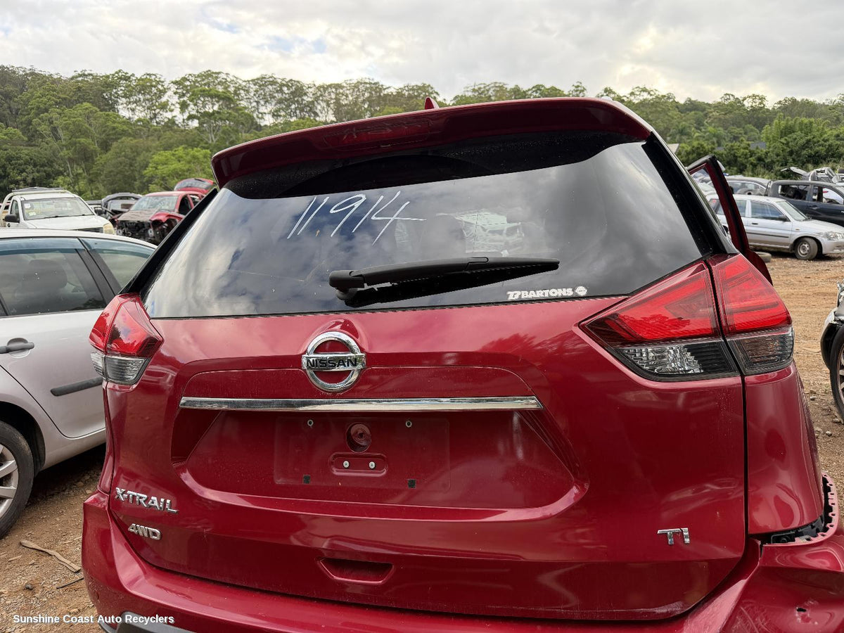 2014-2022 Nissan Xtrail Rear Garnish