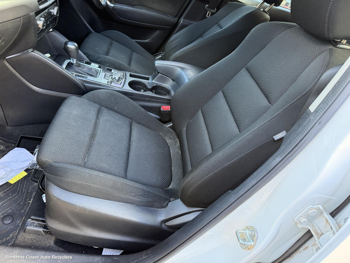 2014-2016 Mazda Cx5 Front Seat