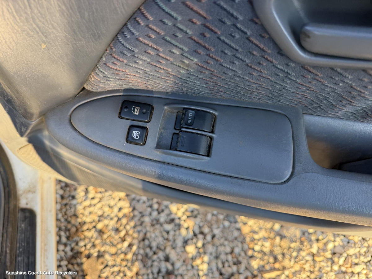 1997-2002 Toyota Camry Pwr Dr Wind Switch