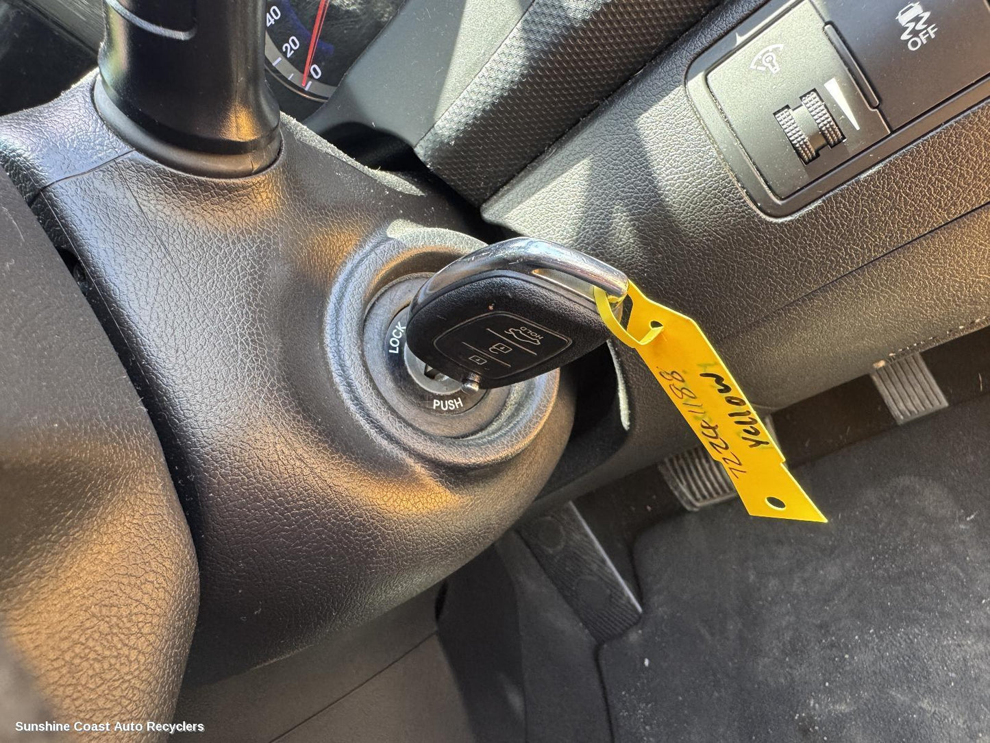 2015 Hyundai Accent Ignition W  Key