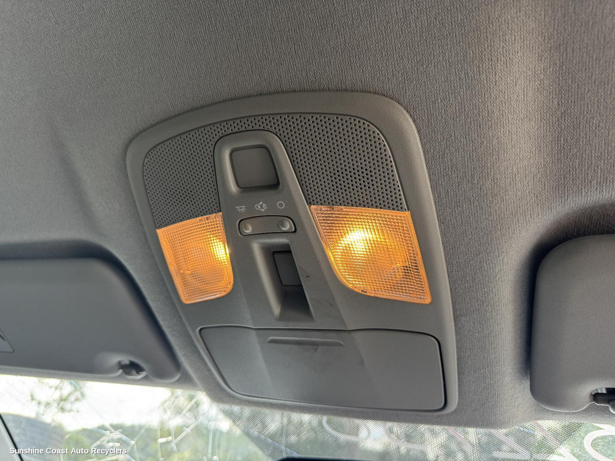 2013-2022 Suzuki S-cross Courtesy Light