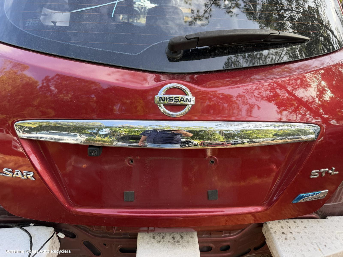 2013-2016 Nissan Pulsar Rear Garnish