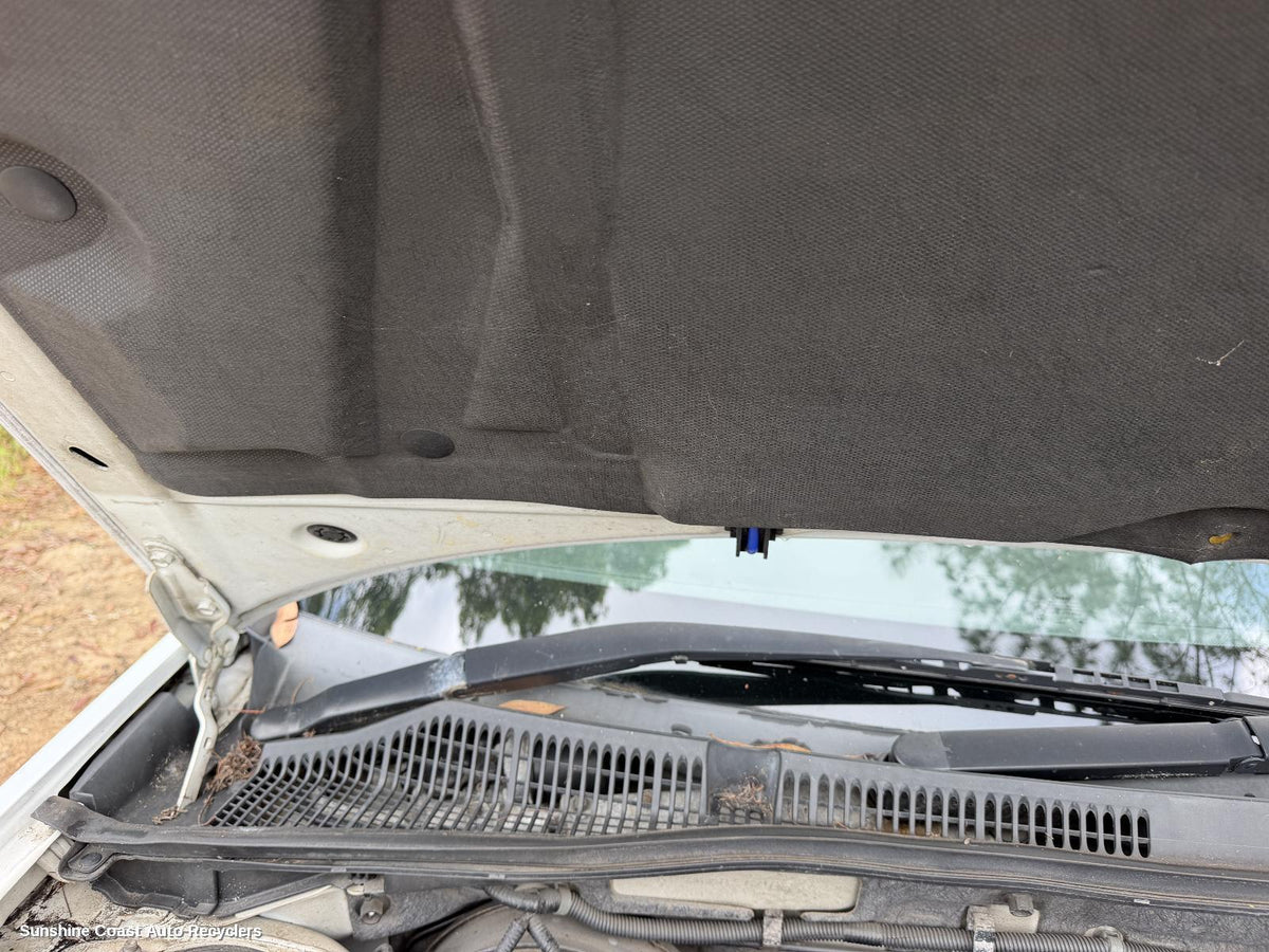 2003-2009 Subaru Outback Wiper Arm