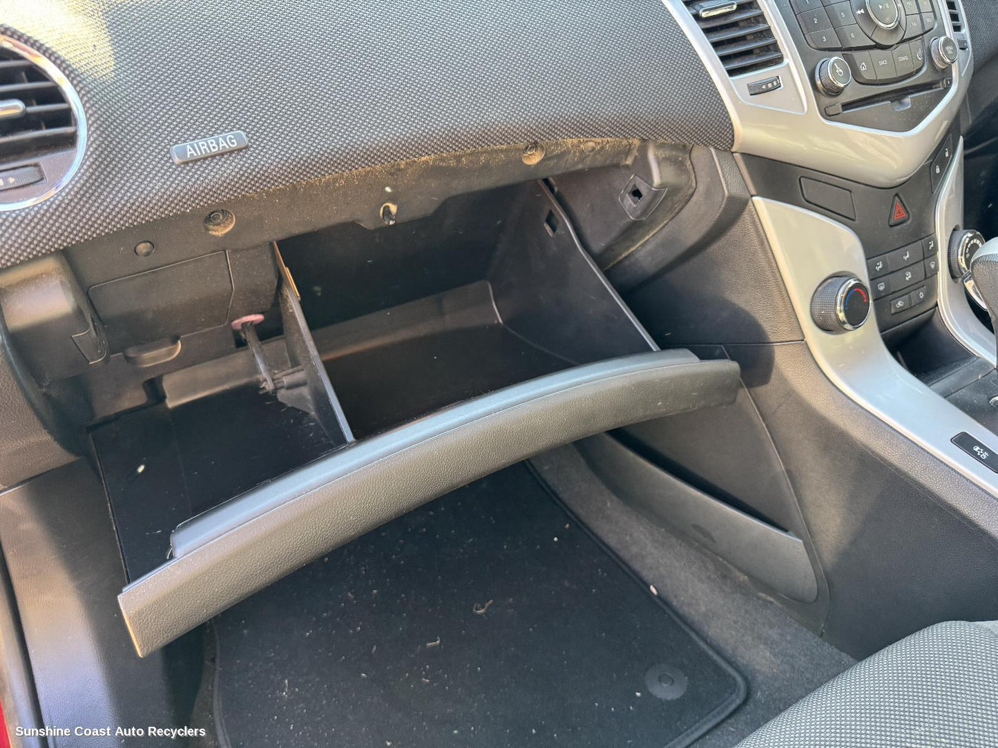 2014 Holden Cruze Glove Box
