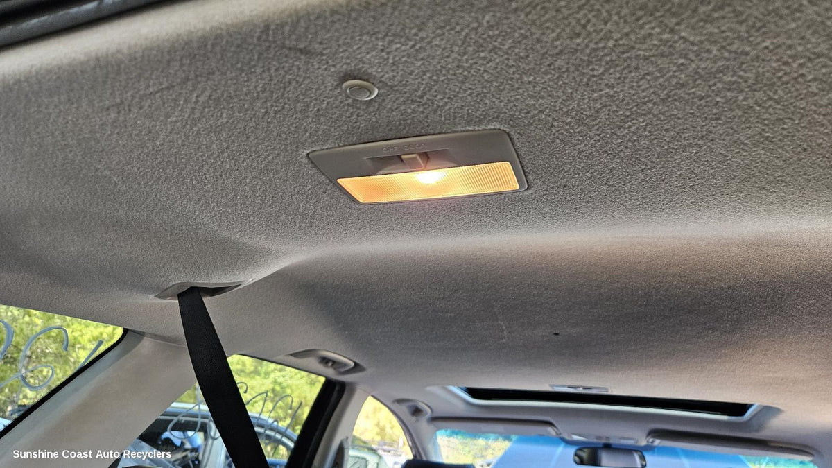 2006-2012 Mazda Cx7 Courtesy Light