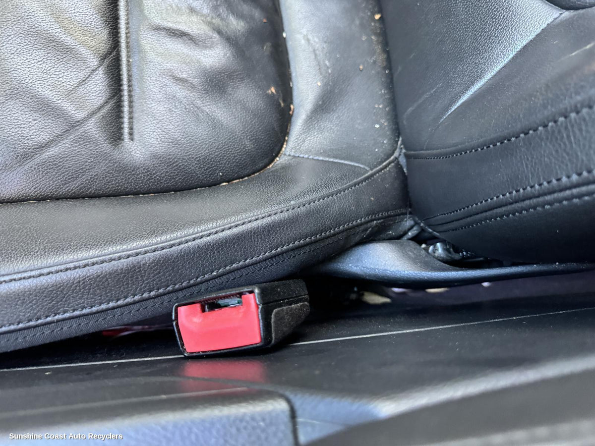 2010-2018 Volkswagen Touareg Seatbelt Stalk
