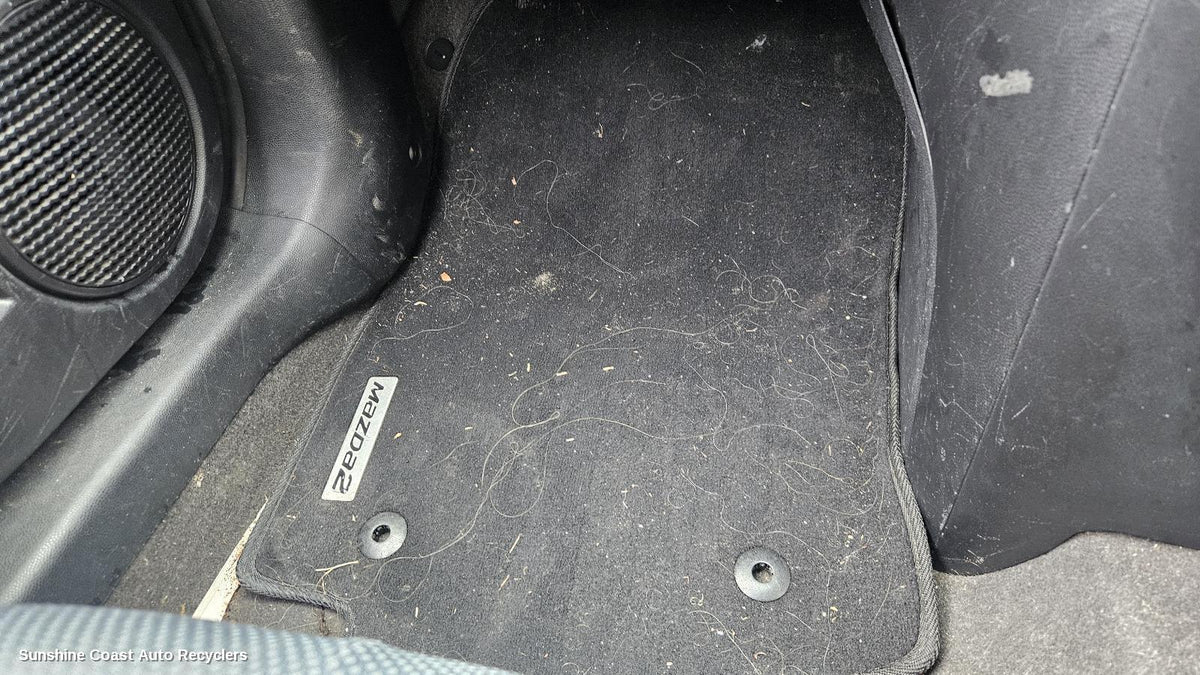 2007-2014 Mazda 2 Floor Mats