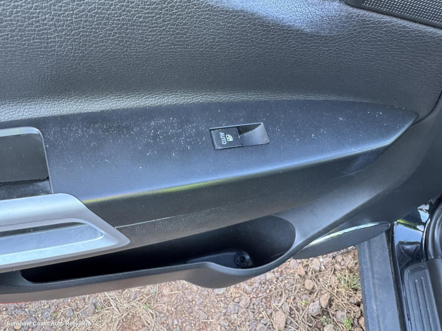 2006-2018 Holden Captiva Pwr Dr Wind Switch