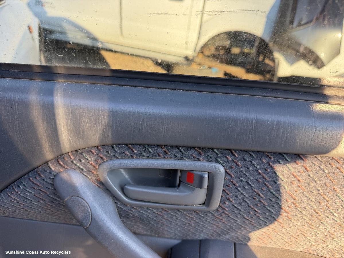 1997-2002 Toyota Camry Door Handle